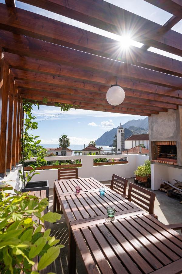بيت شباب Madeira Surf Camp بورتو دا كروز المظهر الخارجي الصورة